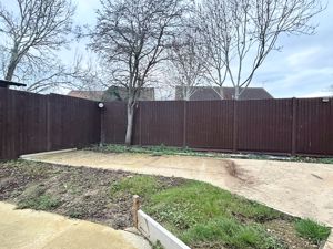 Photo 9- click for photo gallery